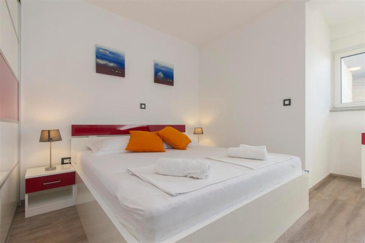 Villa Top Of Murter, Three Bedroom Apartment Bagian luar foto