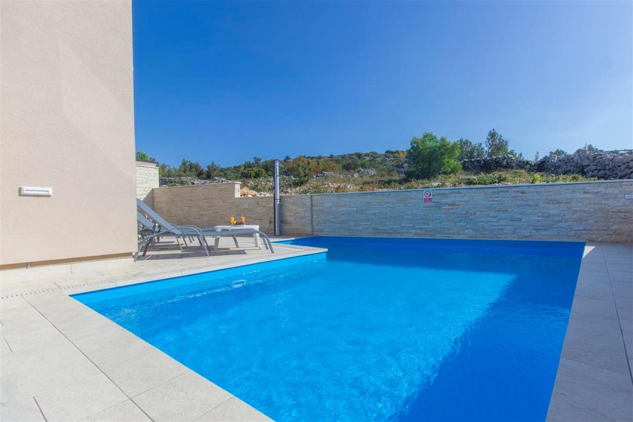 Villa Top Of Murter, Three Bedroom Apartment Bagian luar foto