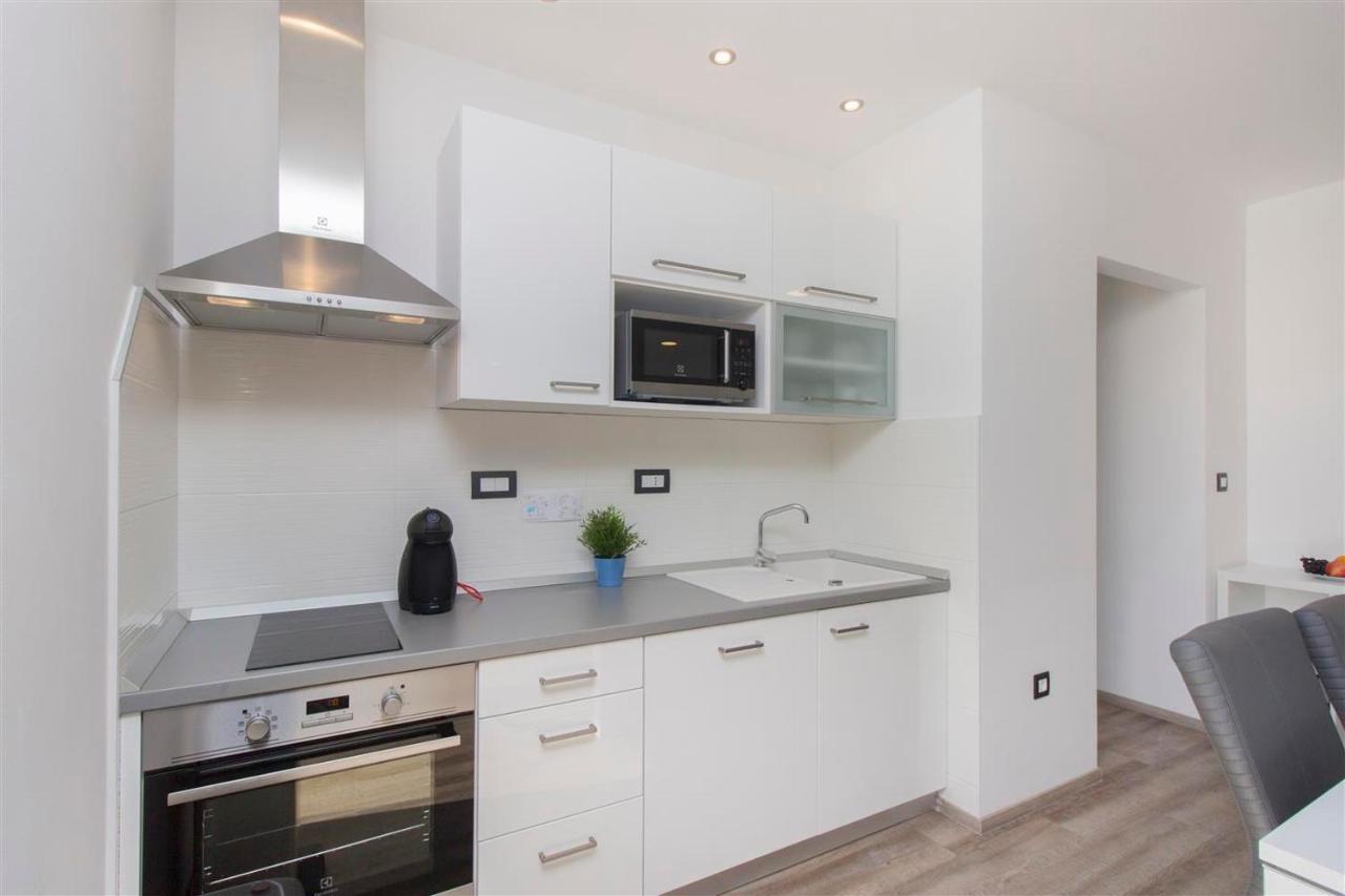 Villa Top Of Murter, Three Bedroom Apartment Bagian luar foto